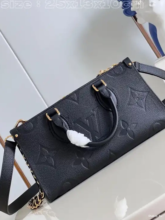VUITTON LOUIS ONTHEGO West East 0523